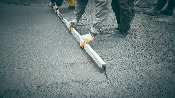Best Concrete Driveway Installation  in Oakland, FL